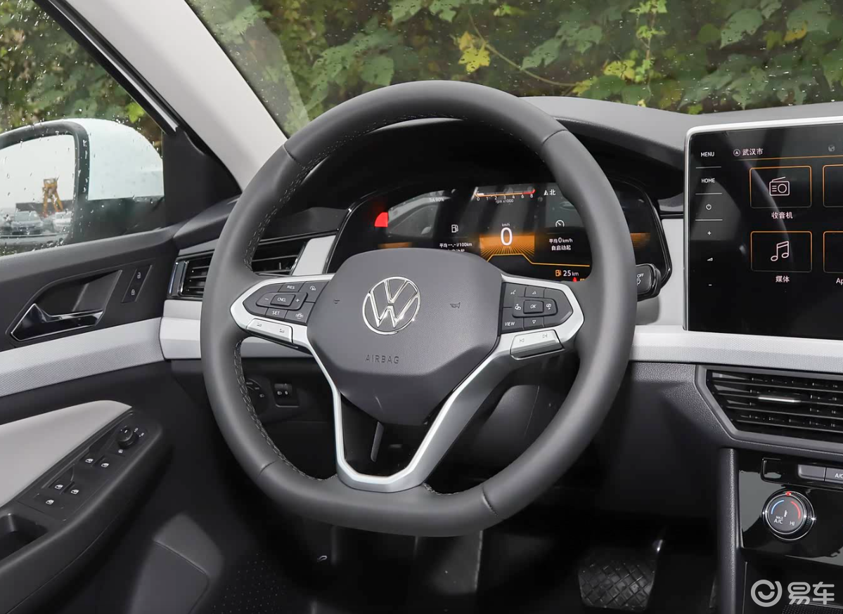 德系A级车价格下探!大众宝来直降3万,跌破9万区间