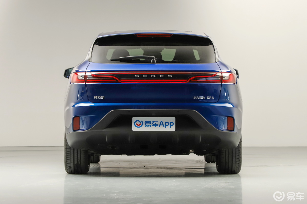 赛力斯sf5车身-外观-车尾-易车
