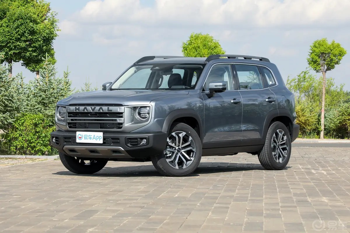 与工具属性或者玩乐属性的硬派越野车不同,轻越野suv的越野能力属于