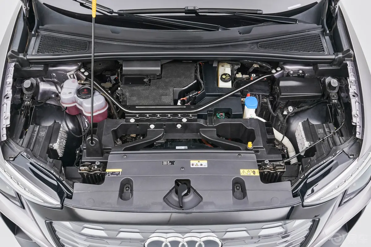 奥迪q5 e-tron天窗-电机-四驱-易车