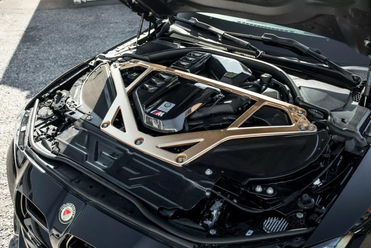 地表最狂宝马M4,900匹马力