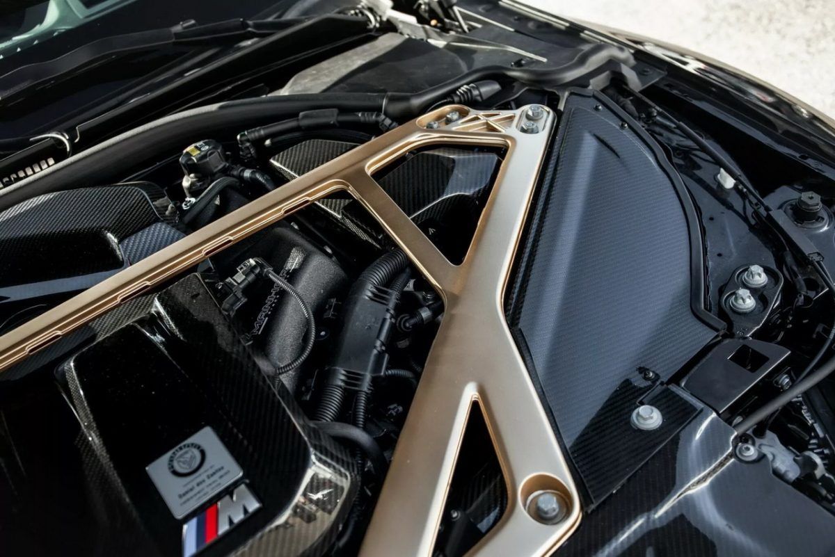 地表最狂宝马M4,900匹马力