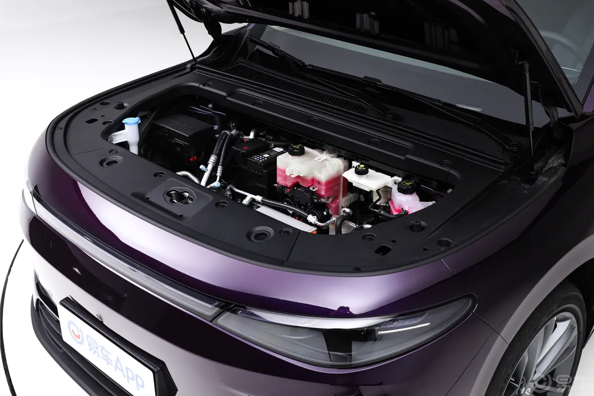 谁才是真有性价比?东风奕派eπ008对比零跑C16