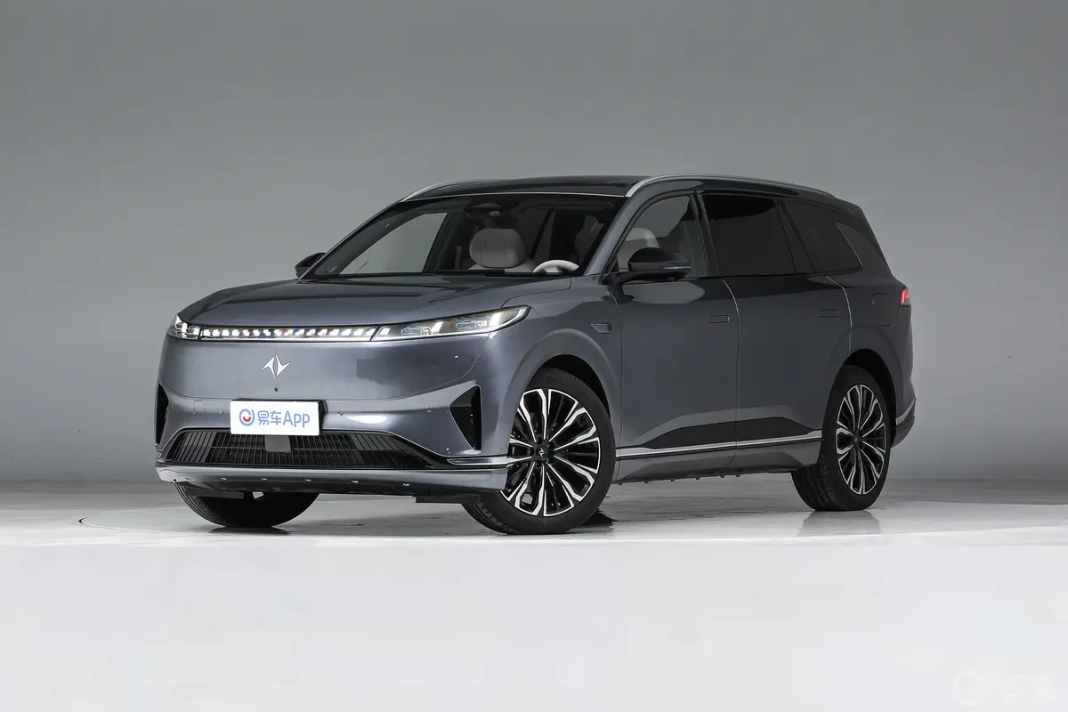 谁才是真有性价比?东风奕派eπ008对比零跑C16