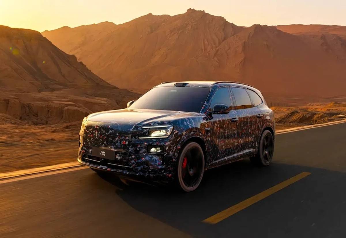 全新极氪8X即将来袭，车长超5米，配三电机+6C超充