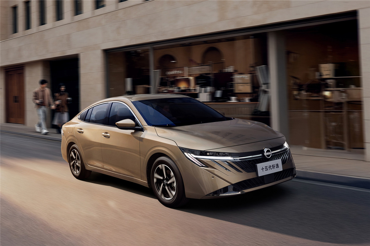 新老同堂还在发光发热?十五代轩逸的制胜密码就这么朴实无华