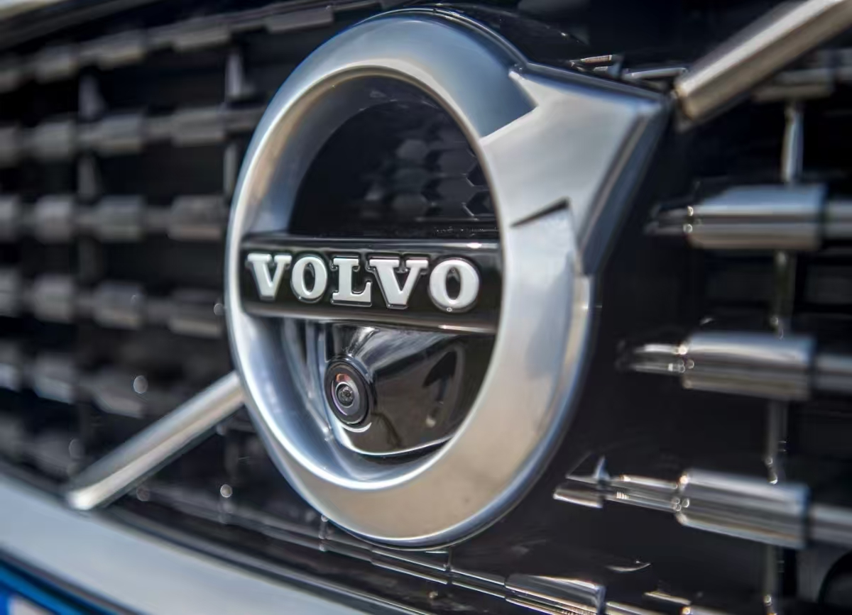 详细阅读:沃尔沃冰壶测试背后:合资豪华的转型焦虑与市场困境 沃尔沃冰壶测试背后:合资豪华的转型焦虑与市场困境