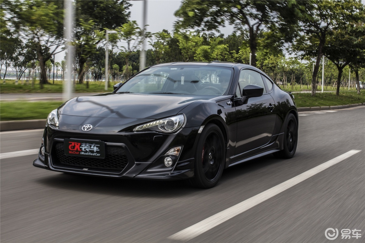 丰田86花14万改全车trd套件只是为了开起来更均衡