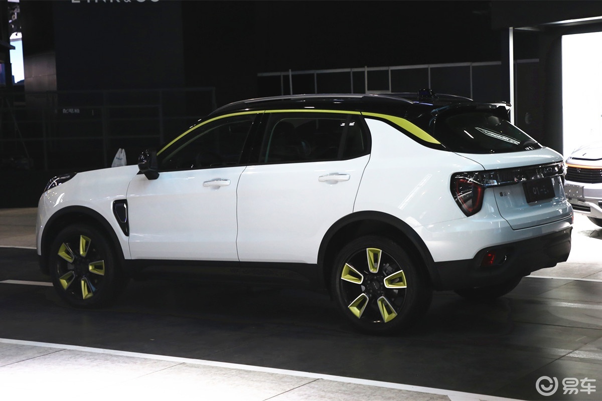 广州车展 | 领克01 hev车型上市 售18.28万元