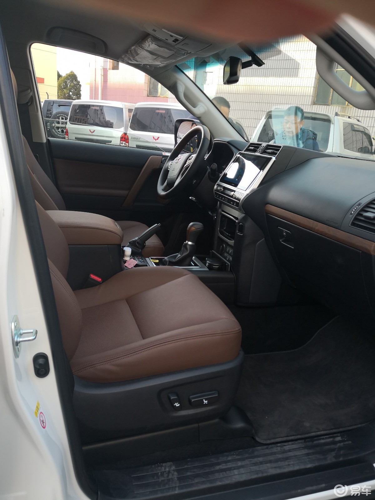 fortuner日间行车灯-安全配置-动力-易车