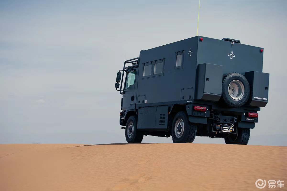 2020款四驱德国mantgm底盘4x4的越野房车