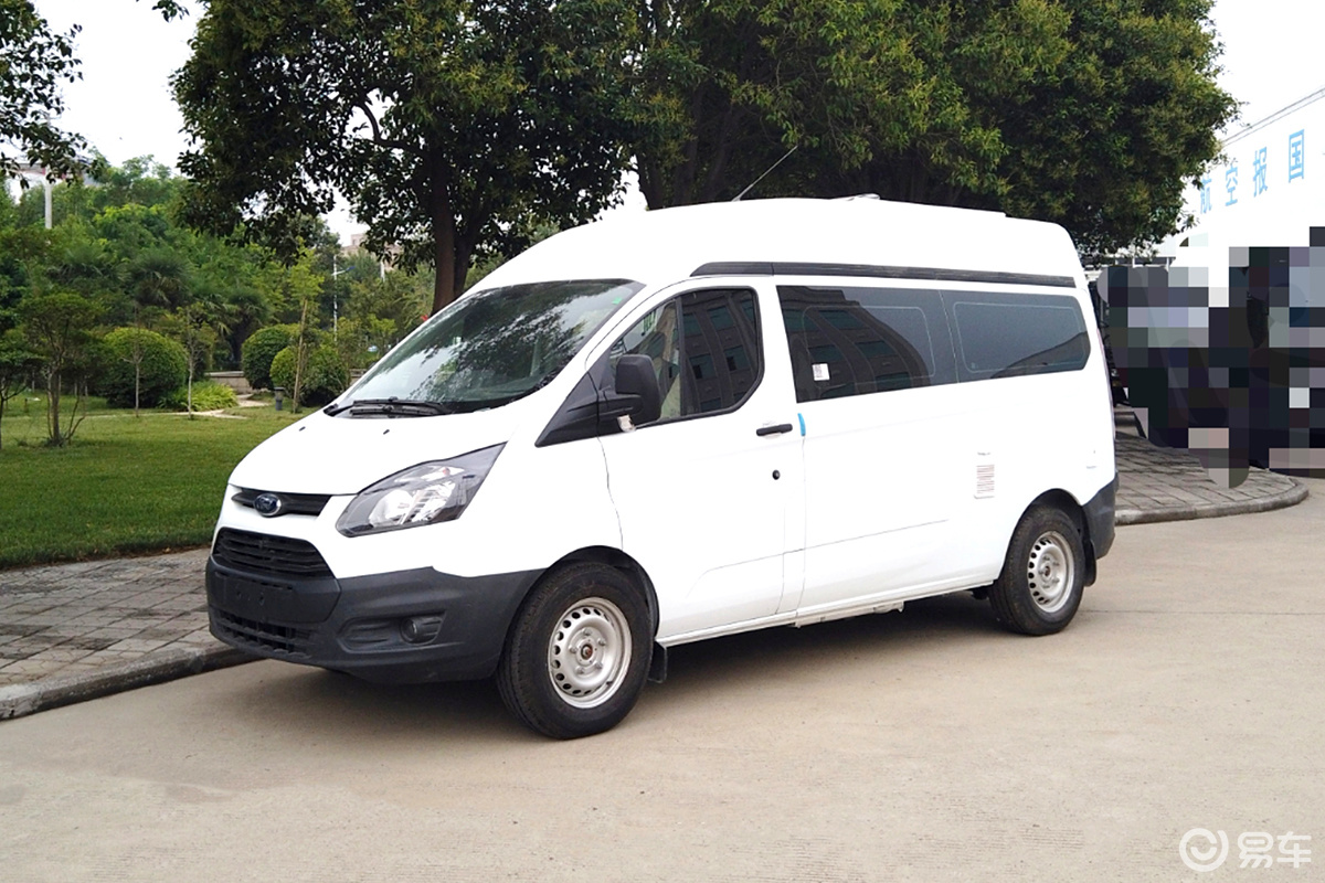 福特全顺房车最新款型 086b20decb4a492f9aeef38c4e70463f.jpeg