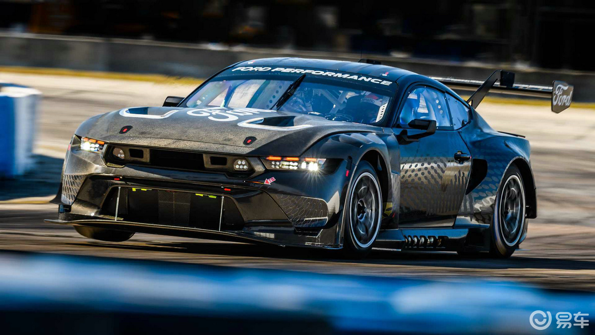 福特野马GT3于赛百灵赛道完成首秀,明年投入赛场_易车