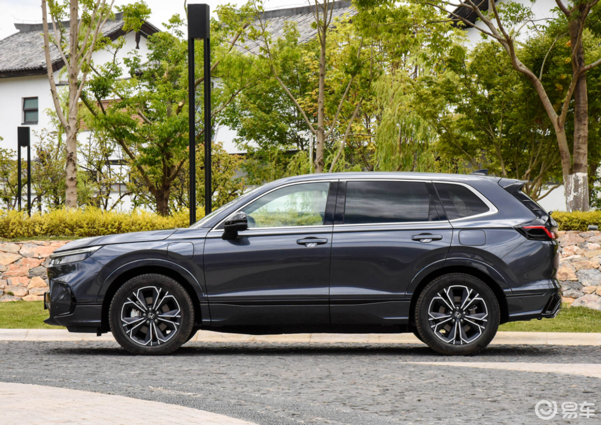 当前位置:>易车>皓影锐·混动e 泊车摘要>摘要详情>有人可能会说,国产