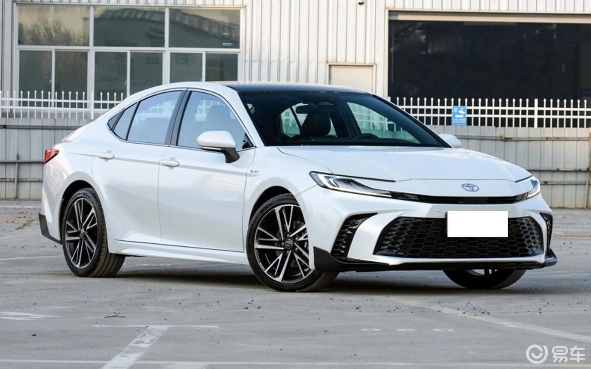 全新一代凯美瑞将会在3月6日正式完成上市而预售价格区间则为17._易车