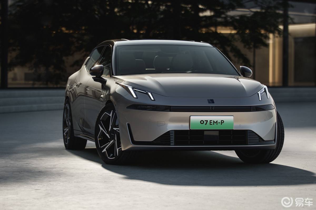 领克07 em-p发布亮相堵车 续航焦虑_易车
