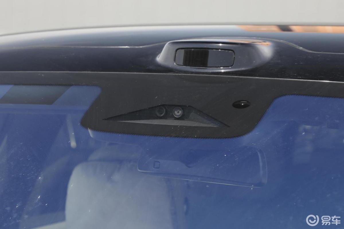 30万内入手家用大六座SUV 深蓝S09和理想L8怎么选