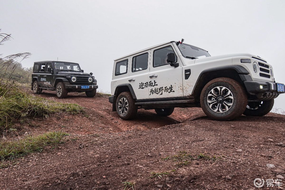 除了情怀还有什么?212 T01柴油版硬核试驾