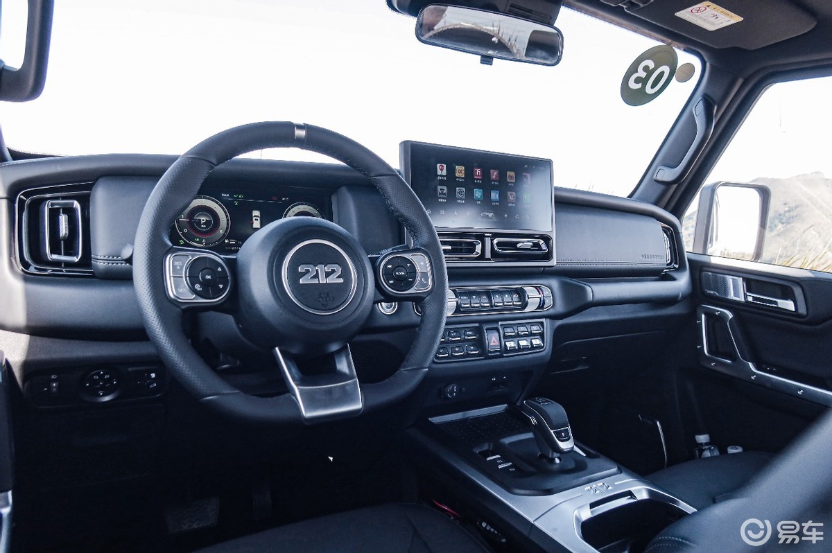 除了情怀还有什么?212 T01柴油版硬核试驾