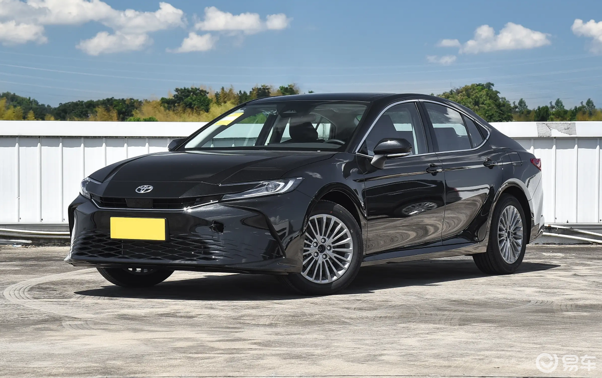 新款日产天籁对比丰田凯美瑞，优势是因为含“华”量更高？