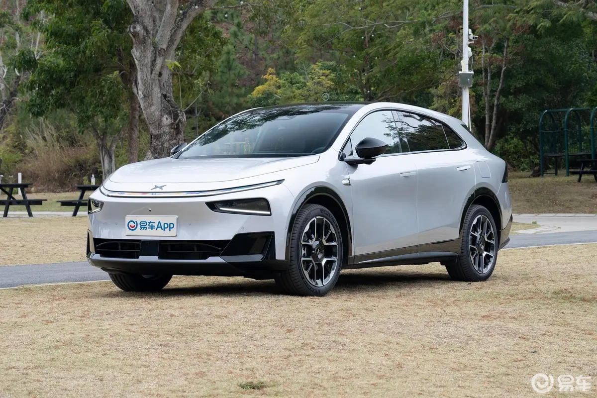 小鹏G7增程版实车曝光，纯电续航430km