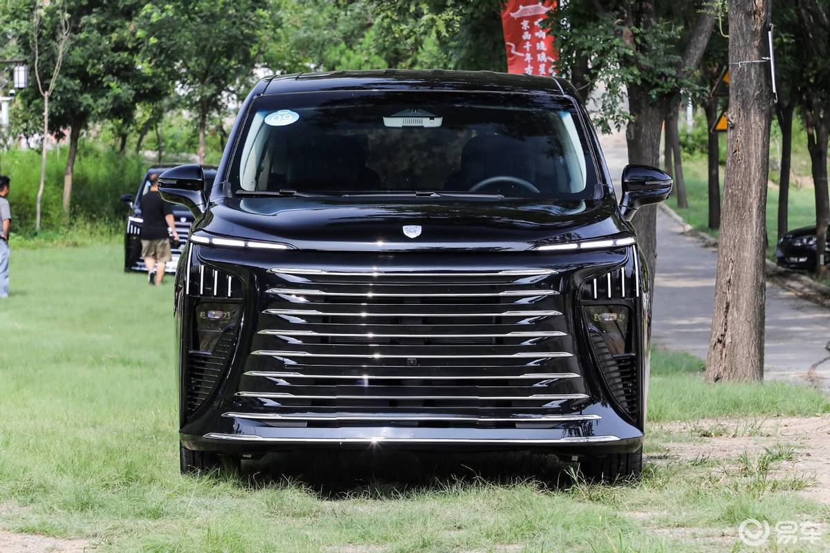 18.99万的“超大杯”纯电续航，星海V9新增车型上市