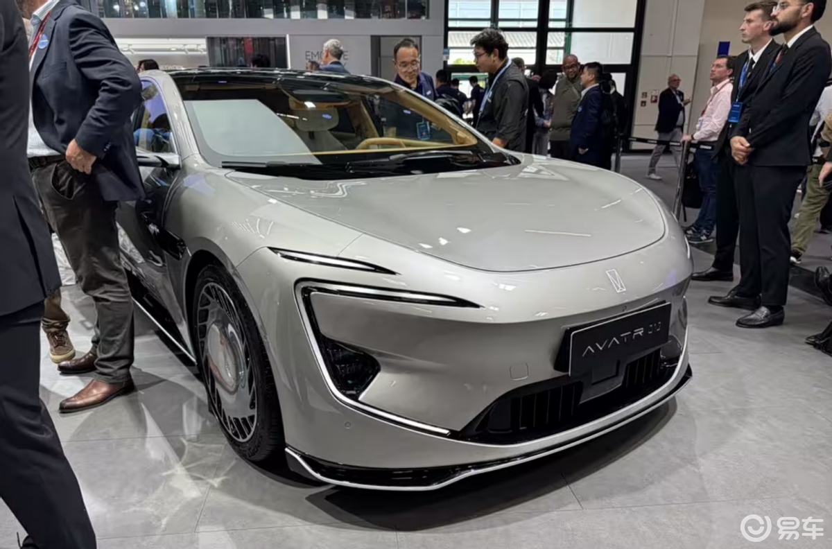 新款阿维塔12实车，预计涨价到30万，自断后路