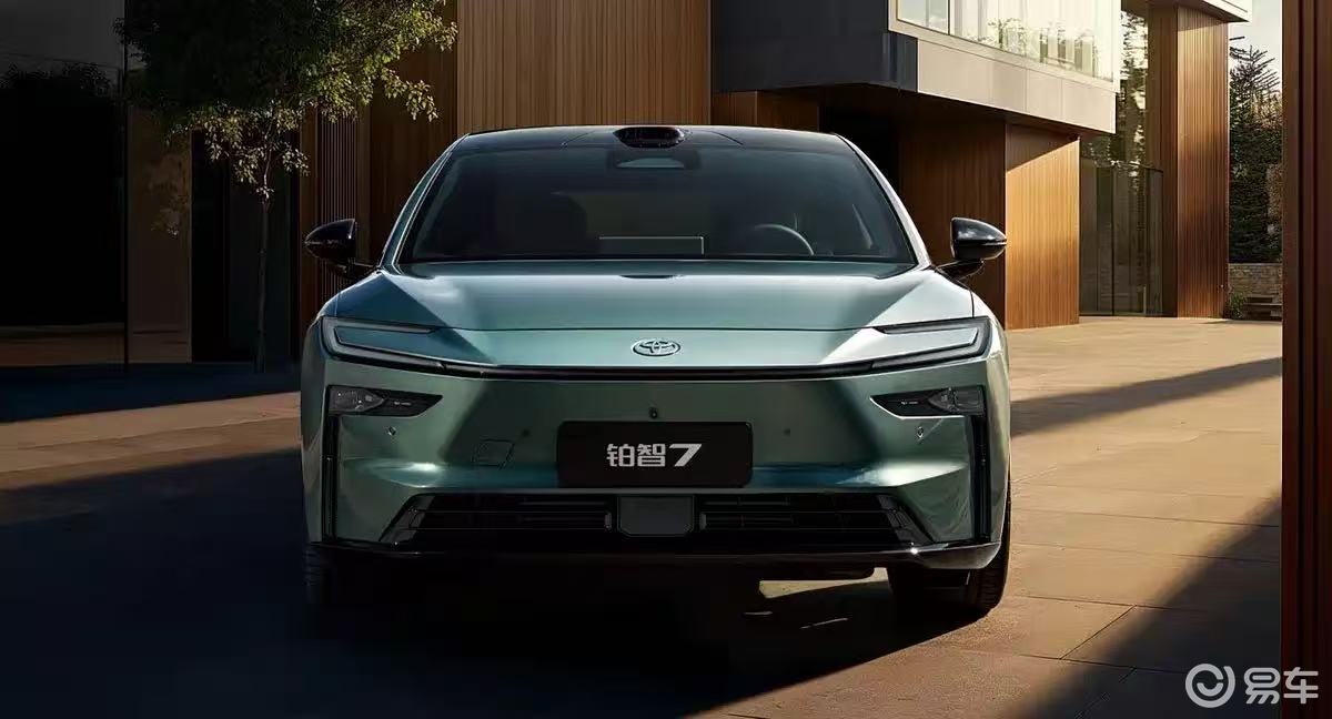 15.68万起！丰田铂智7正式预售，合资纯电旗舰再掀风暴