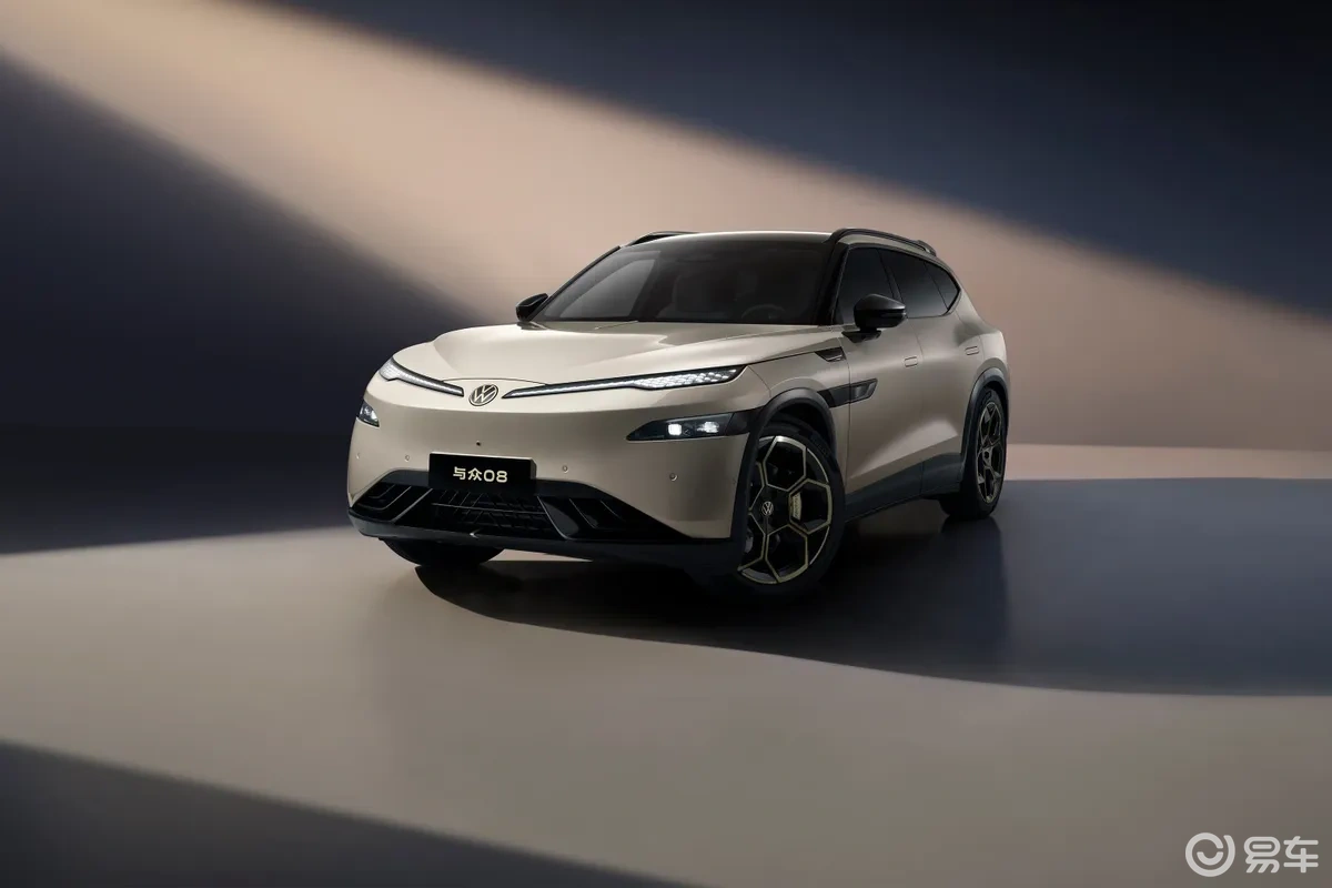 大众与众08内饰官图发布，环抱座舱+800V平台