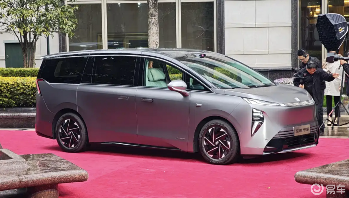 别克至境世家纯电上市，质感纯电MPV，还得是别克