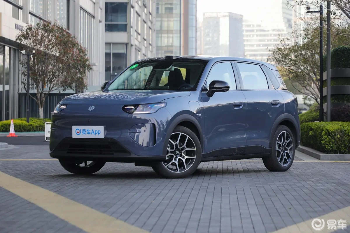 零跑A10将于今日上市，轴距2605mm，定位小型SUV