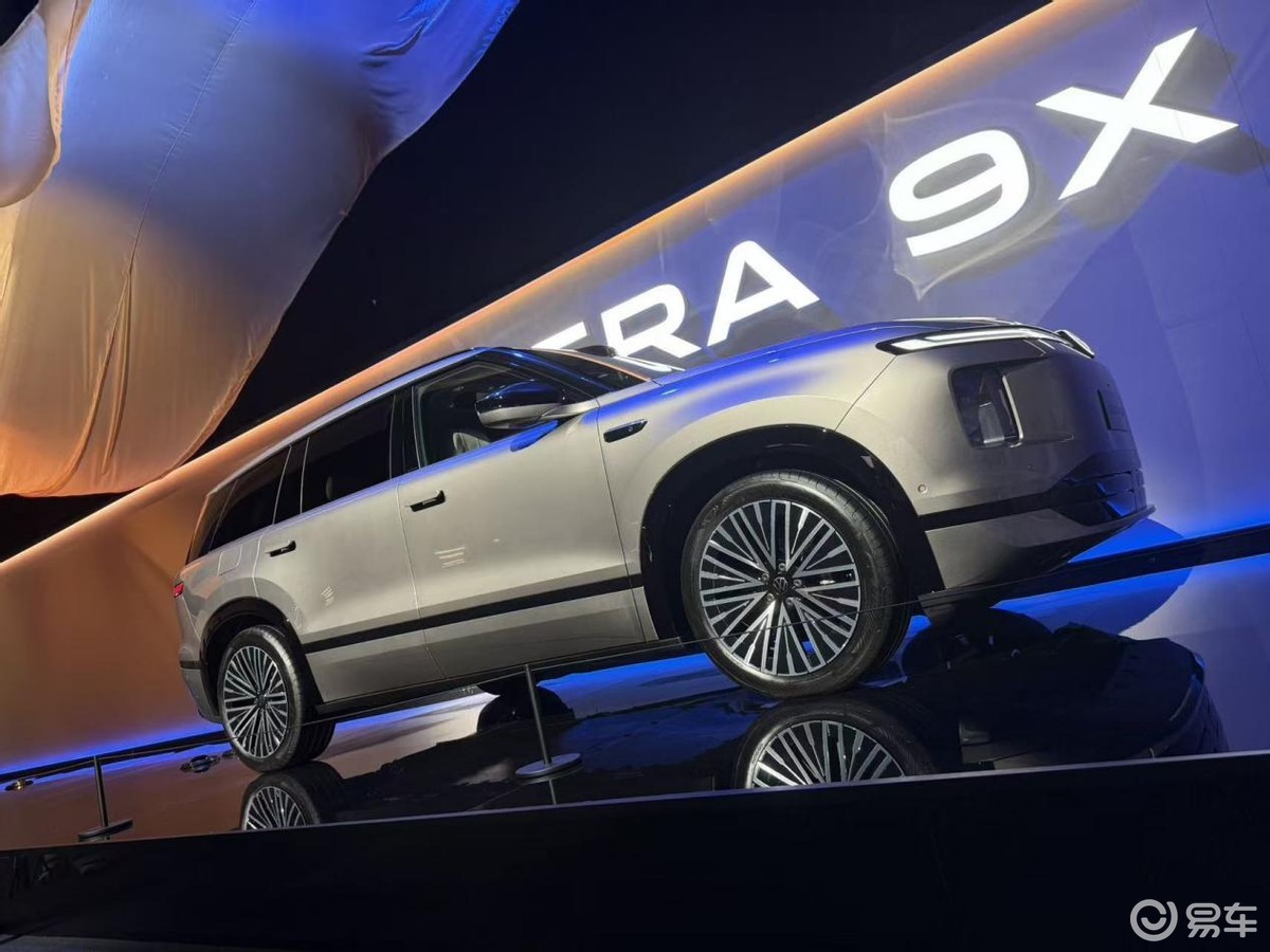 合资9系“孤勇者”！ID.ERA 9X甩出三板斧