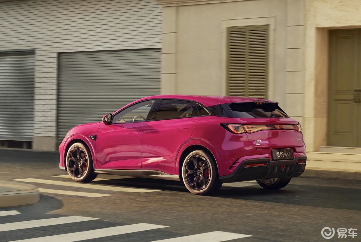 12.89万起，2026款海豹06GT上市！闪充+云辇C