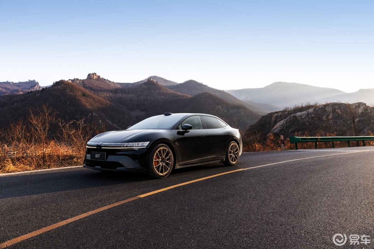 详细阅读:全球每10台猎装车7台来自极氪,这次他们又出了三张牌 全球每10台猎装车7台来自极氪,这次他们又出了三张牌