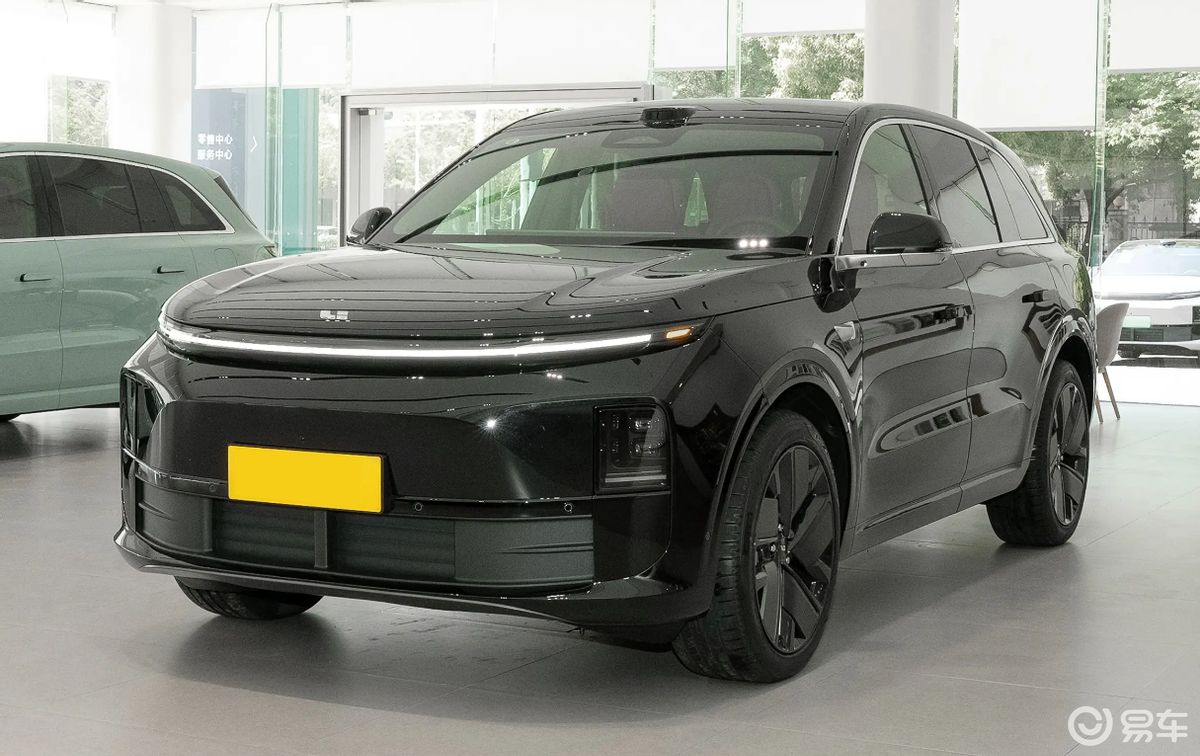 理想L6对比方程豹钛7,价格有重叠,属性不同,谁更适合你