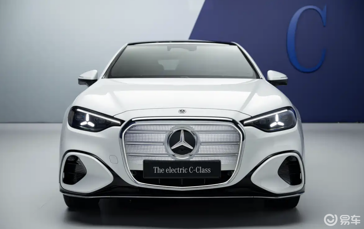 纯电奔驰C级全球首发，前备箱和“星空顶”都有了