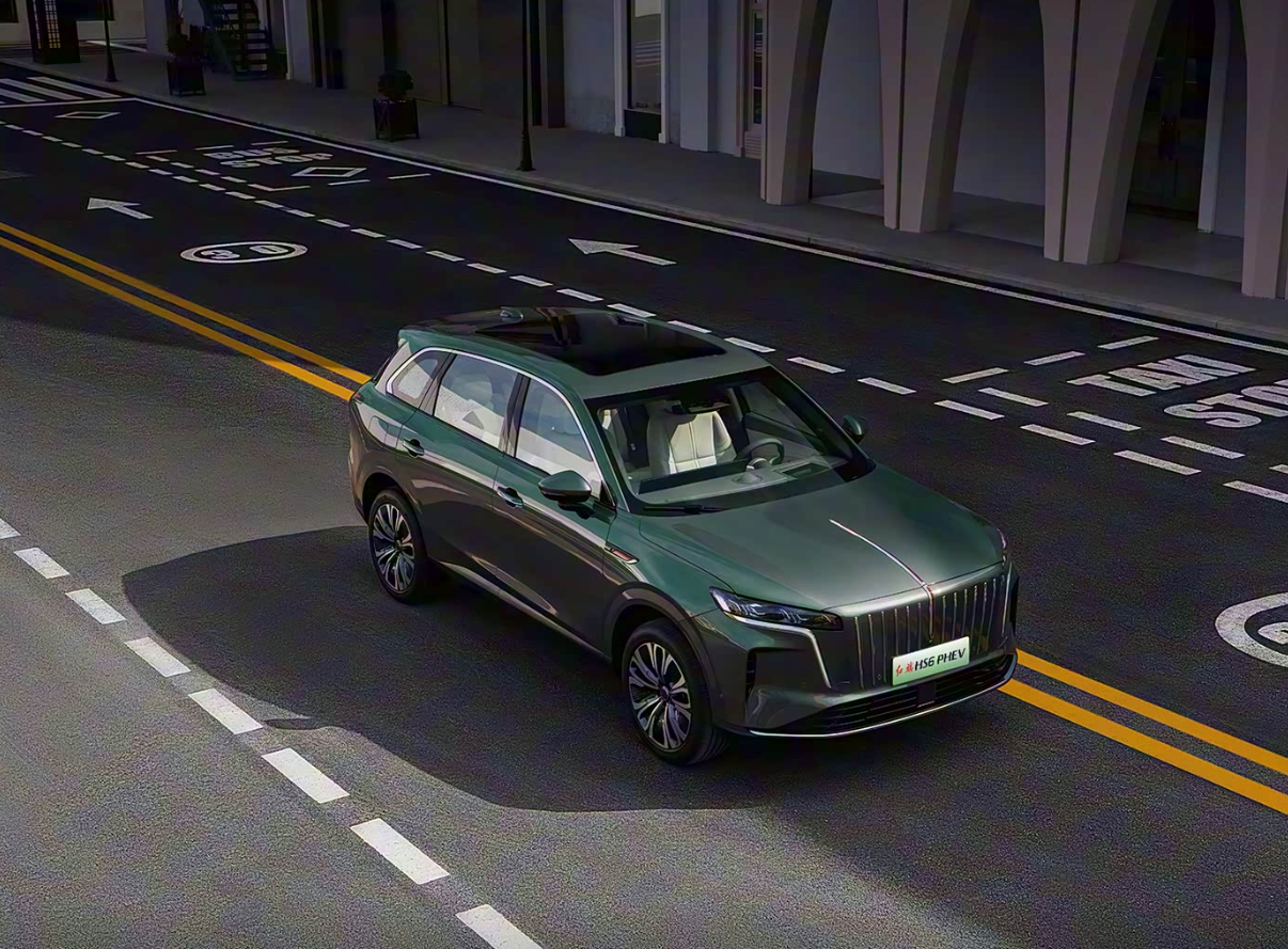 配四驱且纯电续航210km，20万预算能拿下，钛7遇敌？