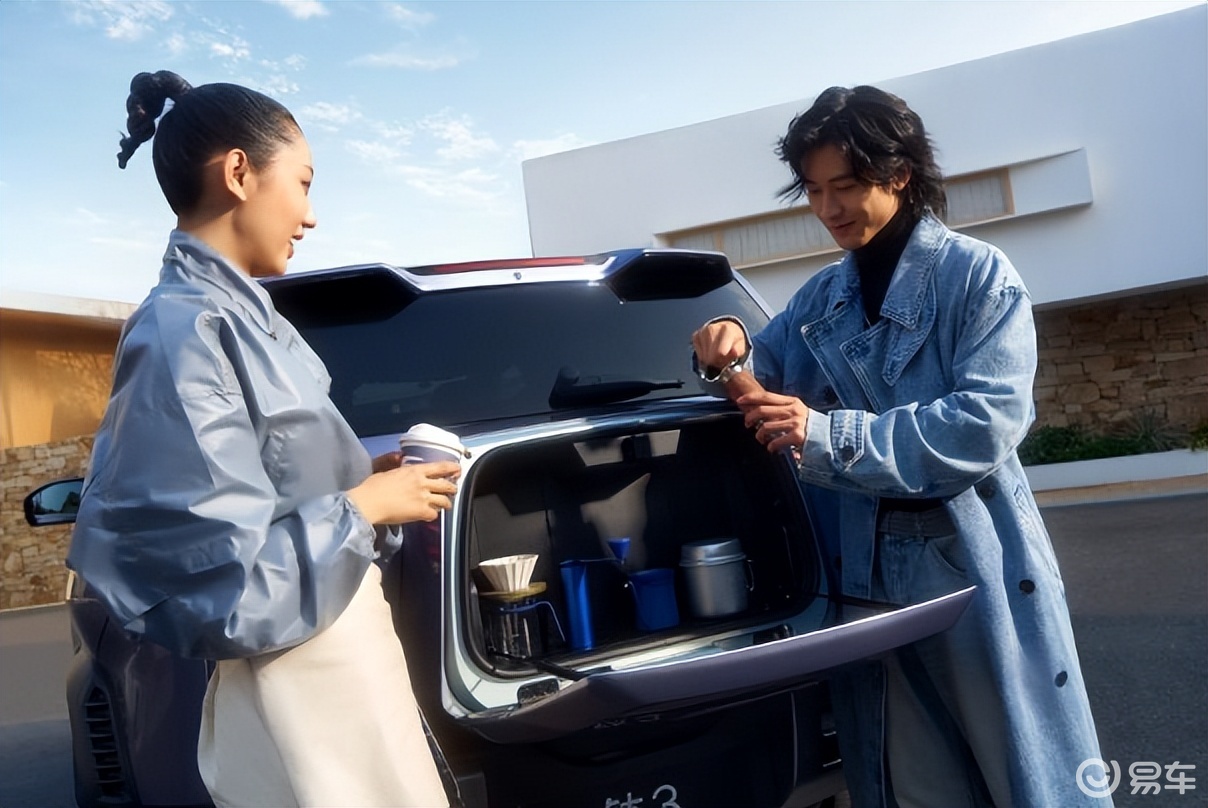 方程豹钛3闪充版上市 革新A级纯电方盒子市场