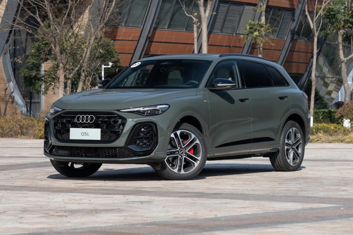 30万级！全新奥迪Q5L对比沃尔沃全新XC70，谁更好？
