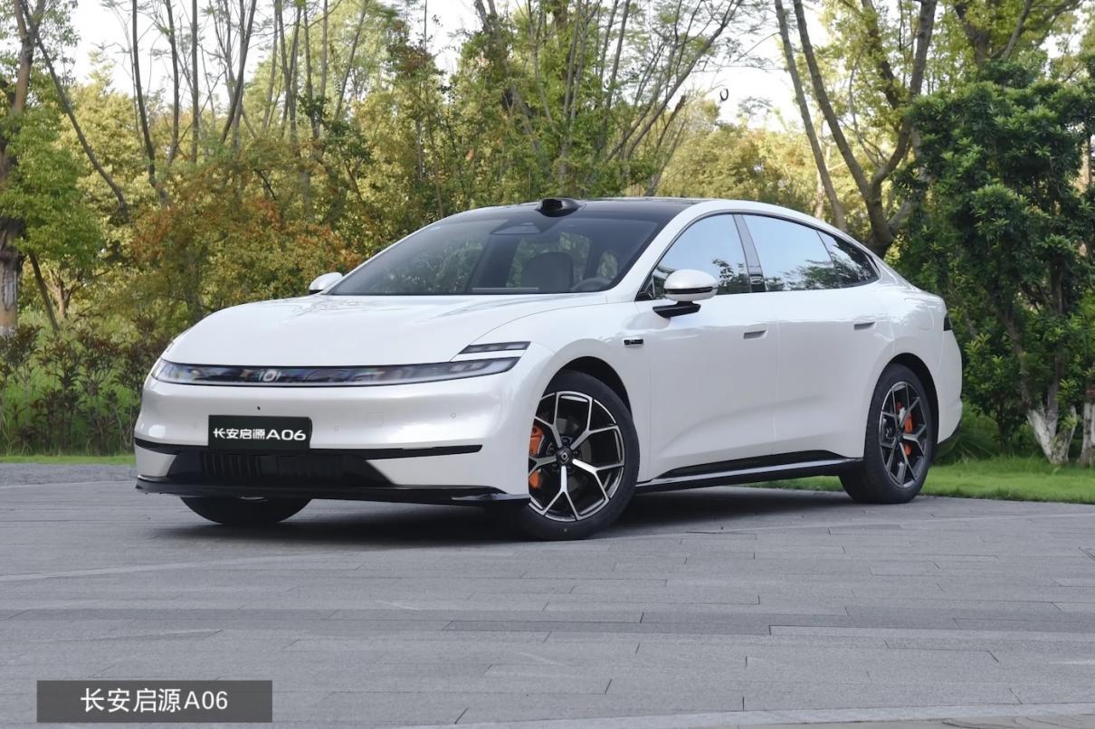 小鹏MONA M03与长安启源A06，谁能更好满足需求？