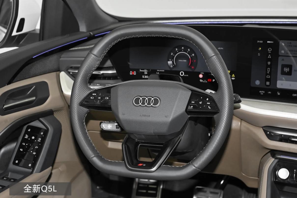 预算35万买全新奥迪Q5L入门,还是沃尔沃XC70顶配?