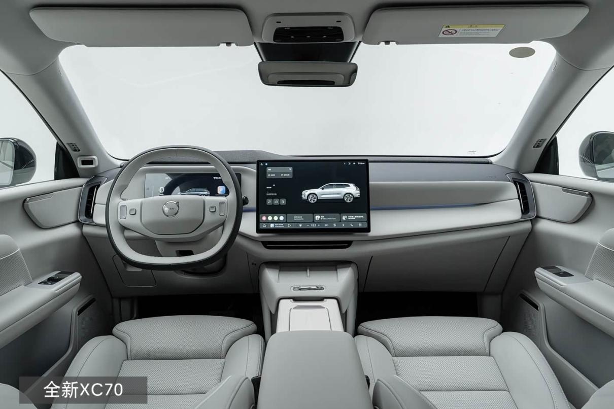 预算35万买全新奥迪Q5L入门,还是沃尔沃XC70顶配?