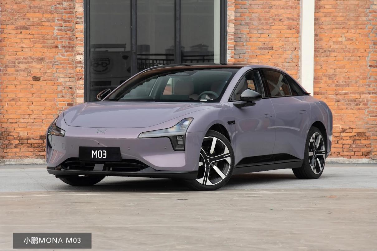 长安启源A06 VS 小鹏MONA M03，谁表现更好？