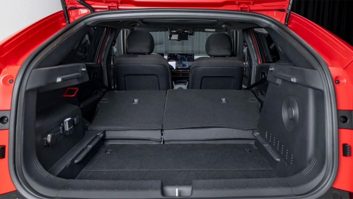 全新现代IONIQ 3要来了，两厢车设计，2.72米轴距