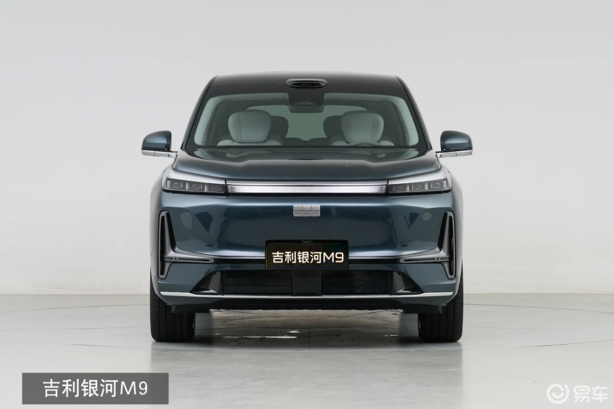 这个春节靠大六座一步到位：银河M9 PK 风云T11