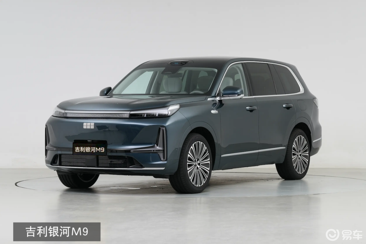 这个春节靠大六座一步到位：银河M9 PK 风云T11