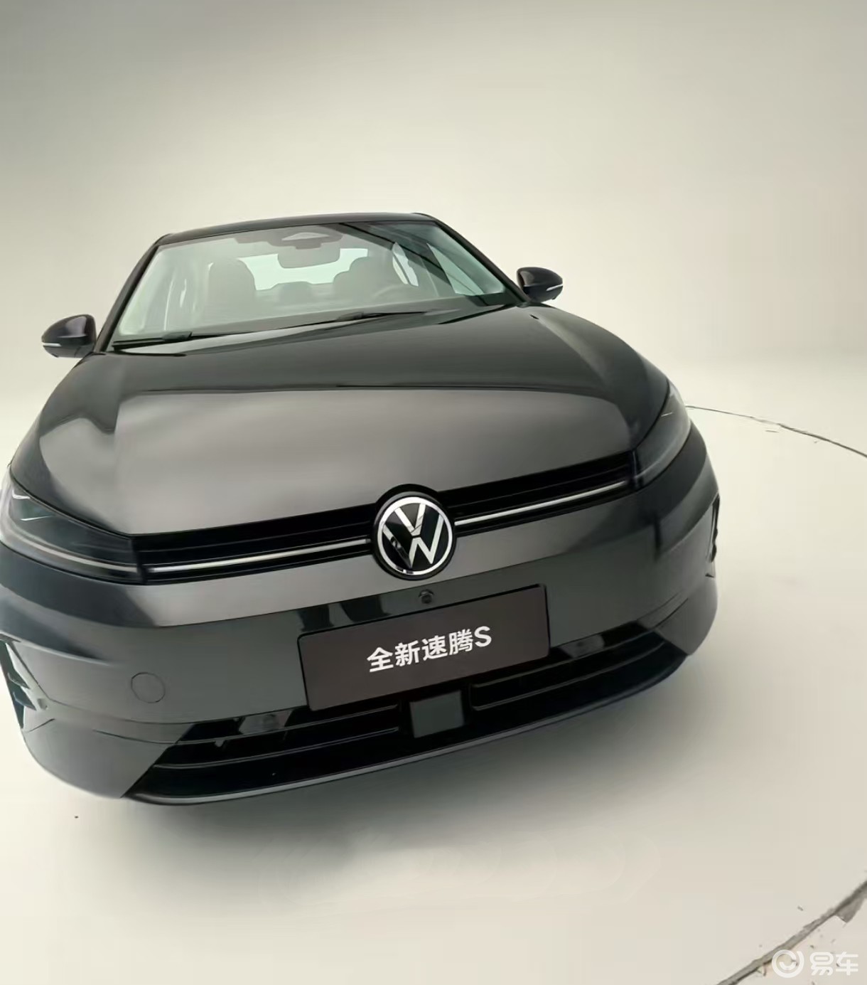 大众全新速腾S外观漂亮，内饰上档次，两种动力，3月上市