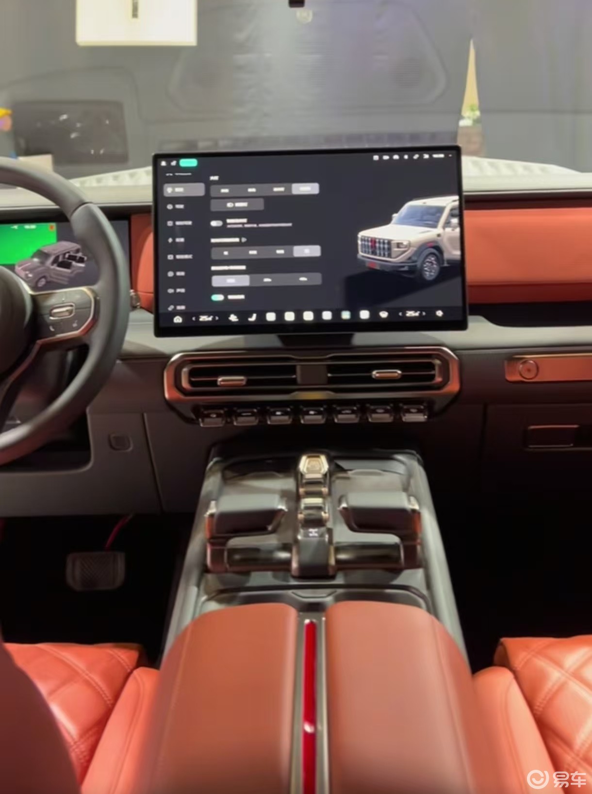 红旗越野亮相，外观威武霸气，2.0T增程器+四电机