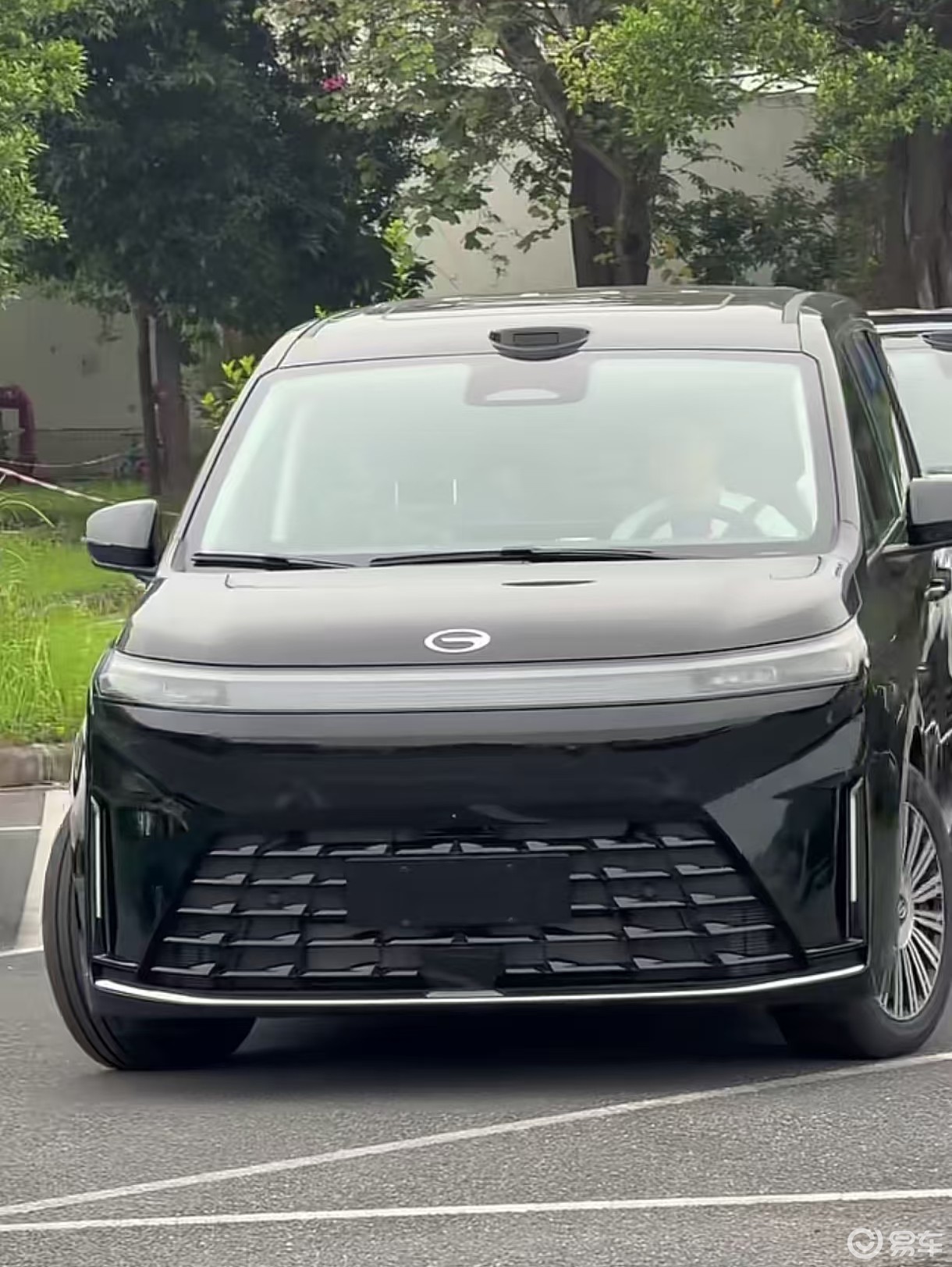 全新传祺E8PHEV,8295芯片,电磁悬架,442马力