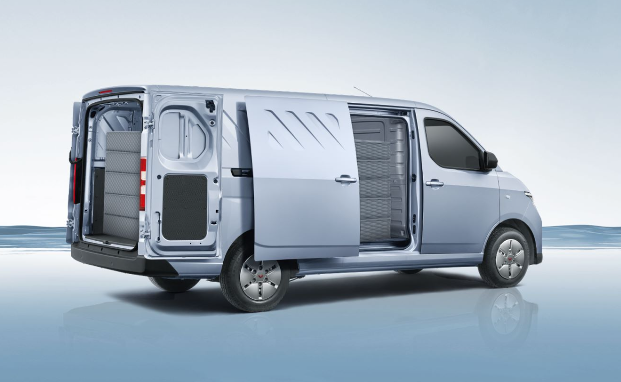 五菱扬光ev五菱扬光的纯电续航有230km和300km两种_易车